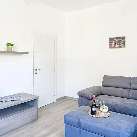 Giulia By Interhome * Dervio