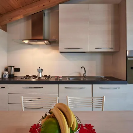 Hébergement de vacances Giulia By Interhome Dervio